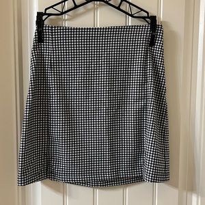 BRANDY MELVILLE PLAID MINI SKIRT ONE SIZE